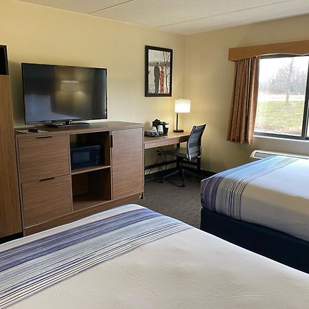 Americinn By Wyndham Greenville Εξωτερικό φωτογραφία