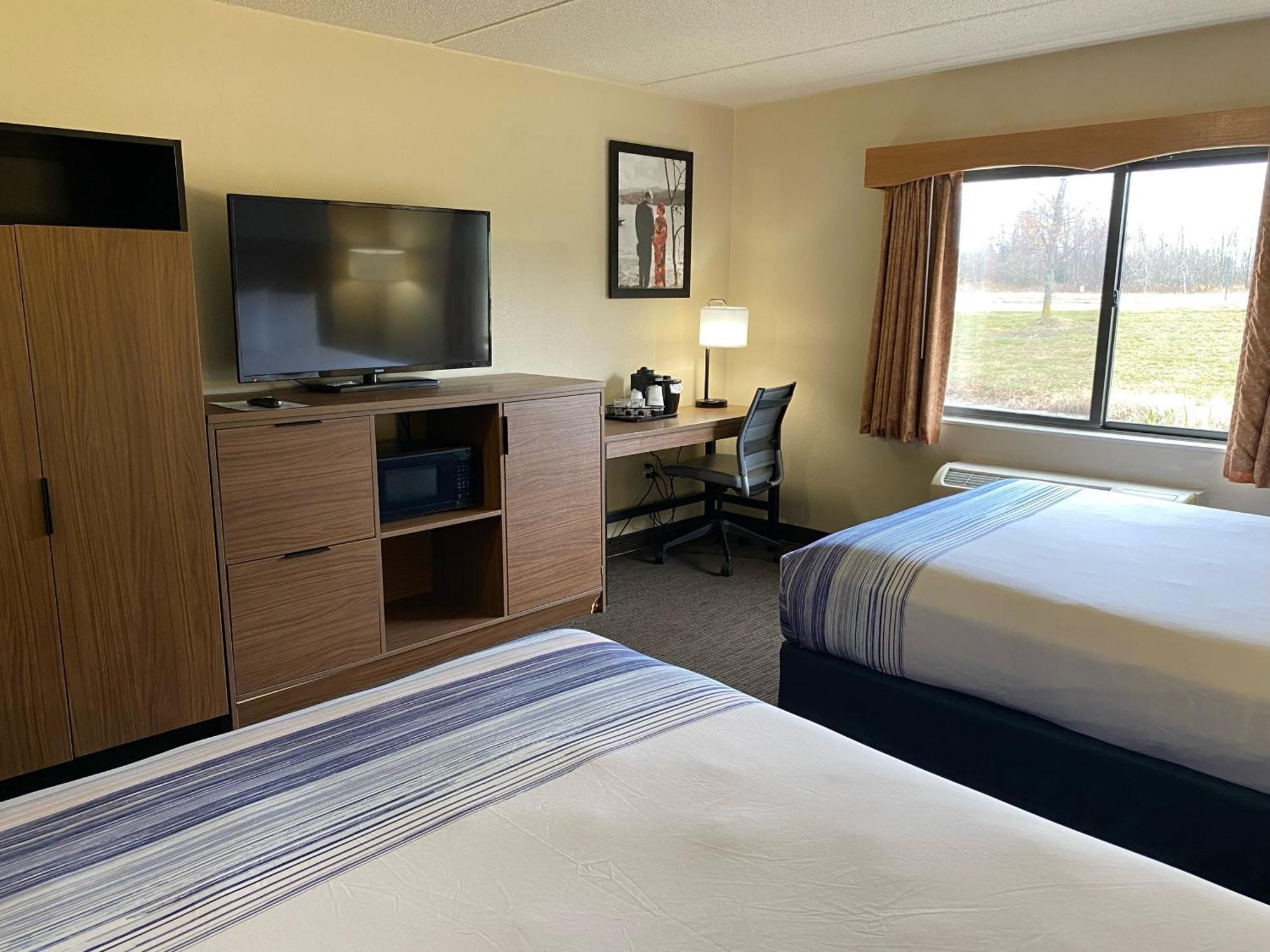 Americinn By Wyndham Greenville Εξωτερικό φωτογραφία