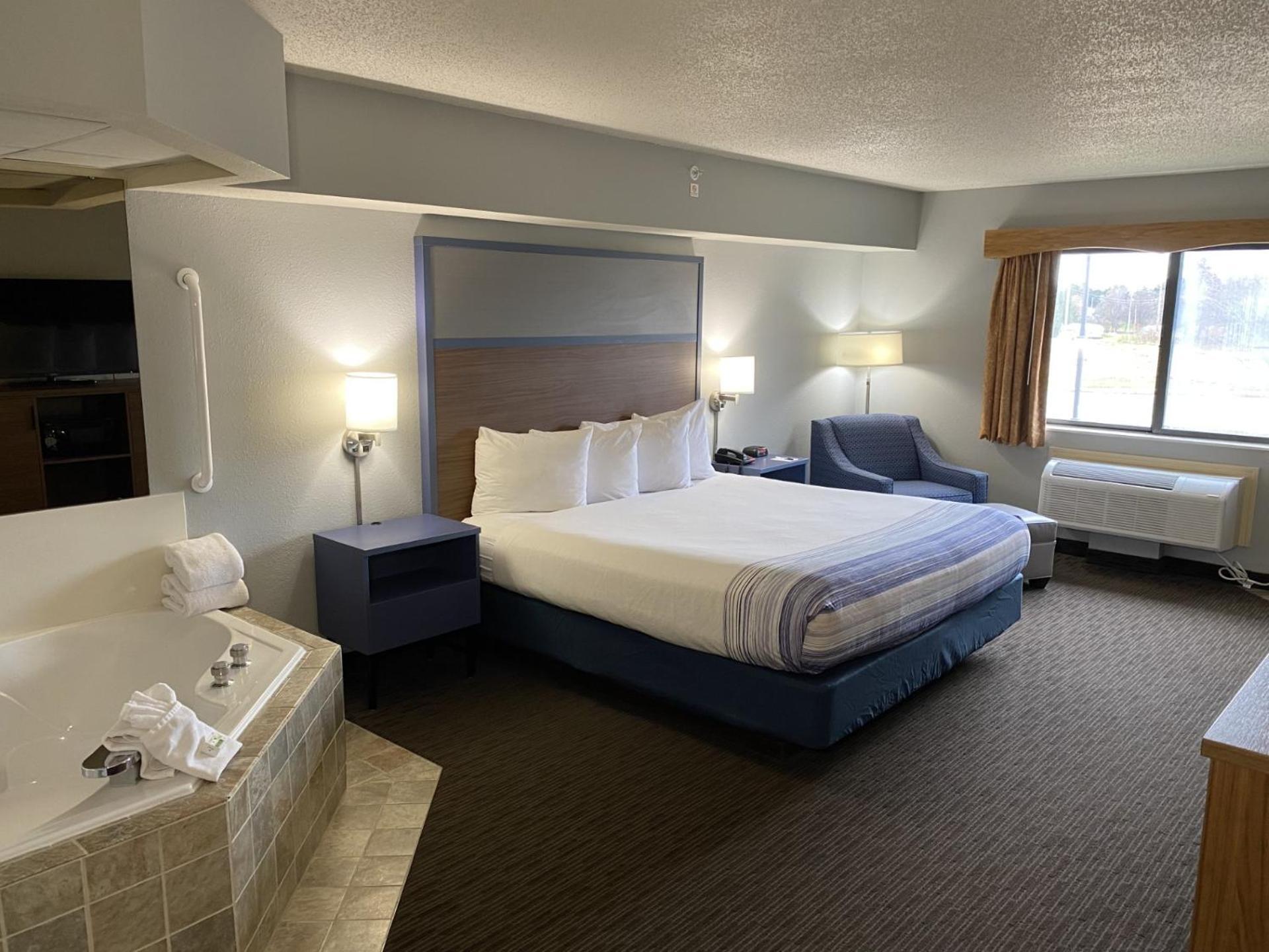 Americinn By Wyndham Greenville Εξωτερικό φωτογραφία